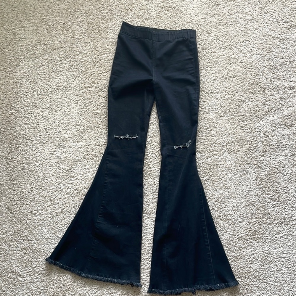 Vestique Flare Pants Black